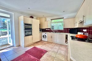 Photo 10- click for photo gallery